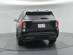 2022 Explorer Thumbnail 30