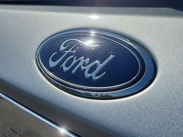 2023 Ford Explorer - $32,789