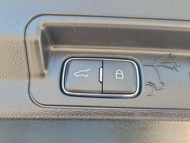 2023 Ford Explorer - $32,789