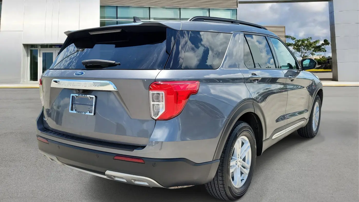 2023 Ford Explorer XLT
