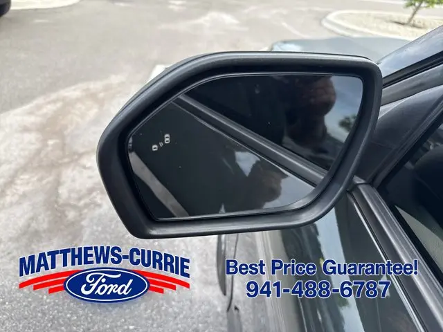 2023 Ford Explorer - $28,400