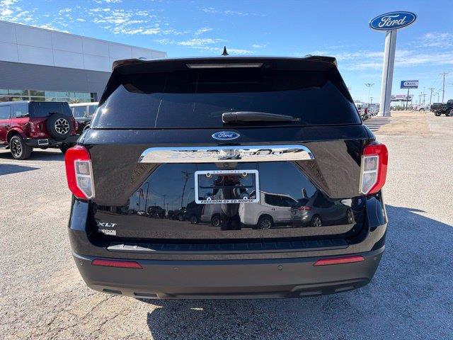 2023 Ford Explorer - $24,822