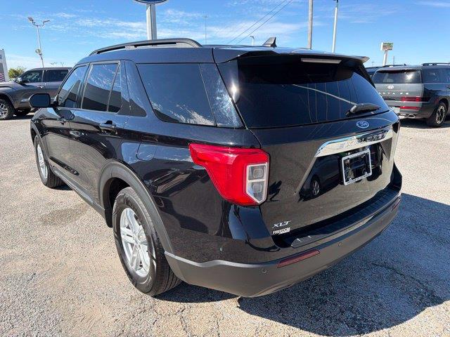 2023 Ford Explorer - $24,822