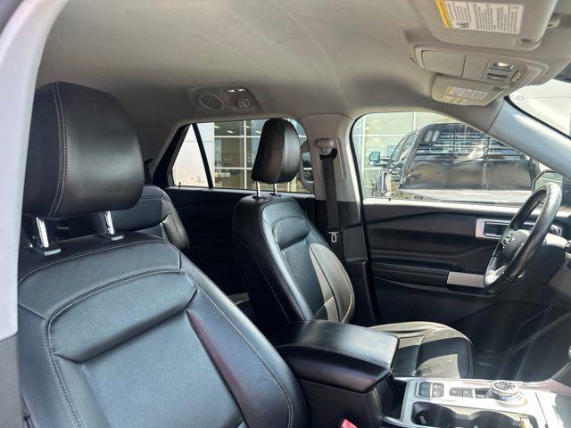 2021 Ford Explorer - $21,995