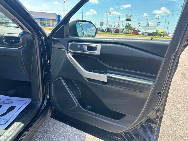 2021 Ford Explorer - $21,995