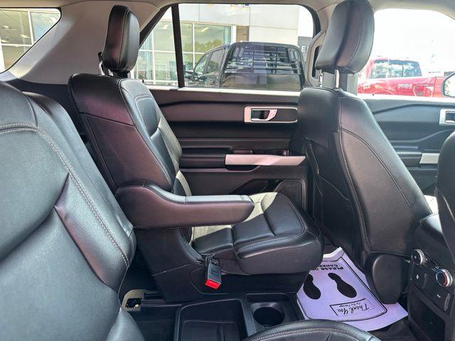 2021 Ford Explorer - $21,995