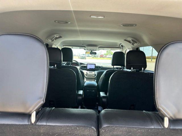 2021 Ford Explorer - $21,995