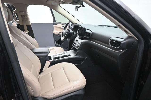 2021 Ford Explorer - $15,998