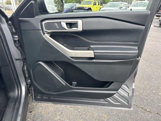 2022 Ford Explorer - $18,451