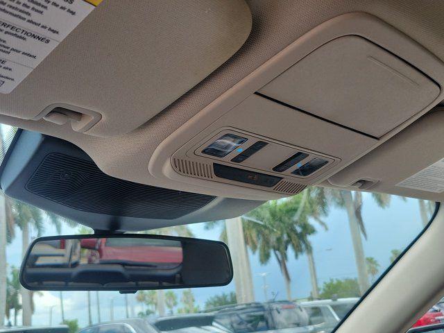 2022 Ford Explorer - $29,789