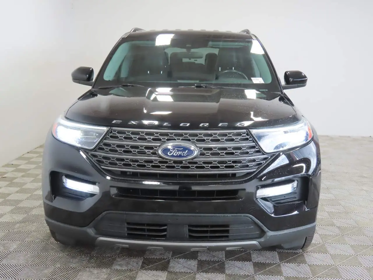 2023 Ford Explorer - $21,559