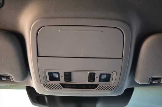 2023 Ford Explorer - $26,020