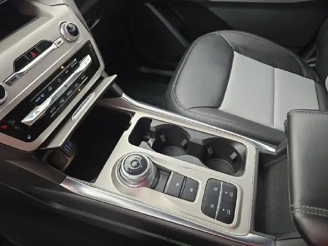 2023 Ford Explorer - $29,301