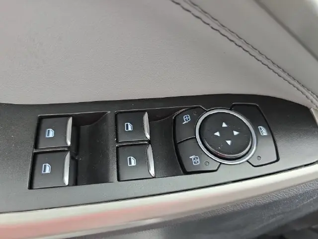2023 Ford Explorer - $29,301