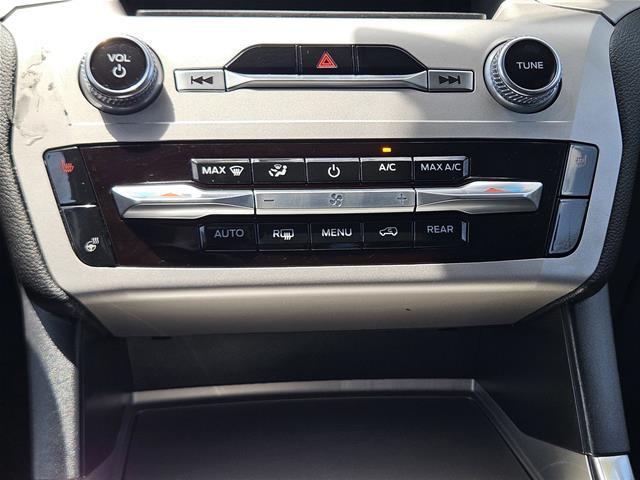 2024 Ford Explorer - $29,725