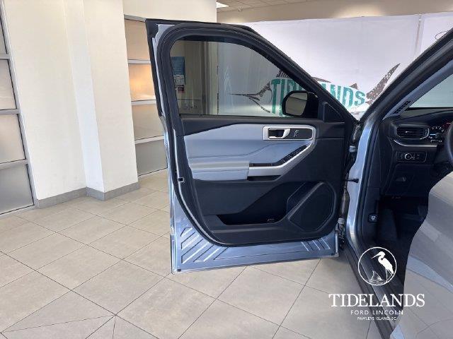 2024 Ford Explorer - $30,900
