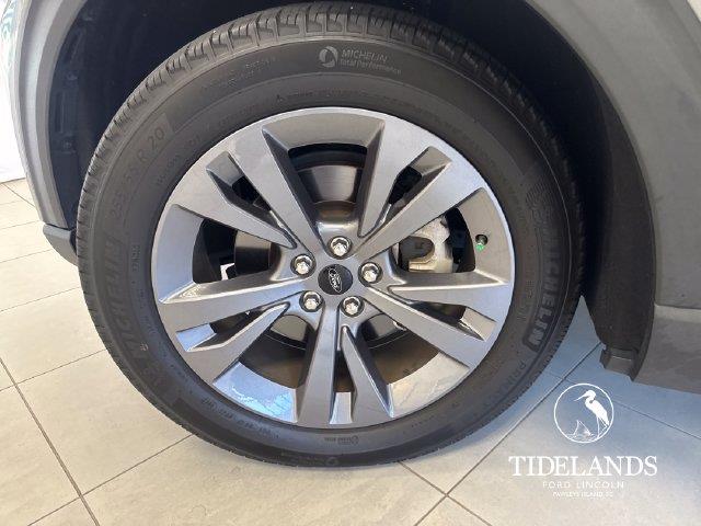 2024 Ford Explorer - $30,900
