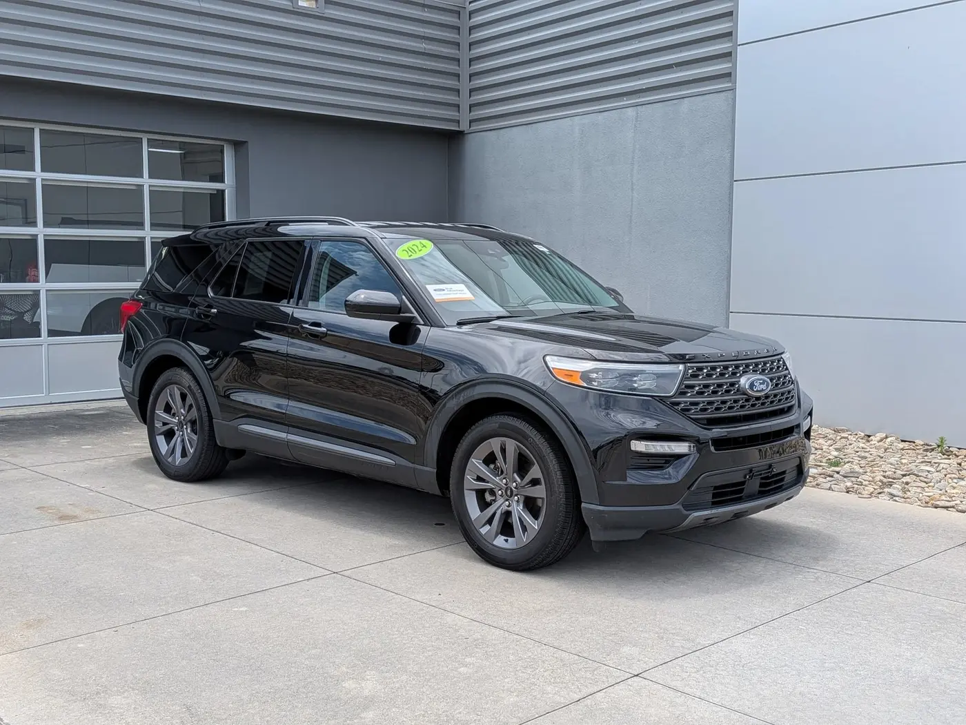 2024 Ford Explorer - $35,997