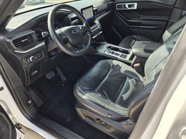 2020 Ford Explorer - $19,500