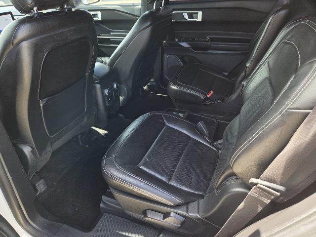 2020 Ford Explorer - $19,500