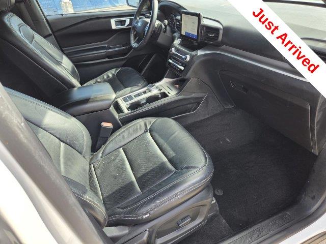 2020 Ford Explorer - $19,500