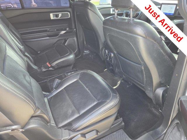 2020 Ford Explorer - $19,500