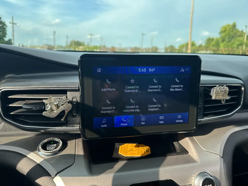 2021 Ford Explorer - $21,996