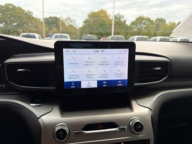 2022 Ford Explorer - $25,975