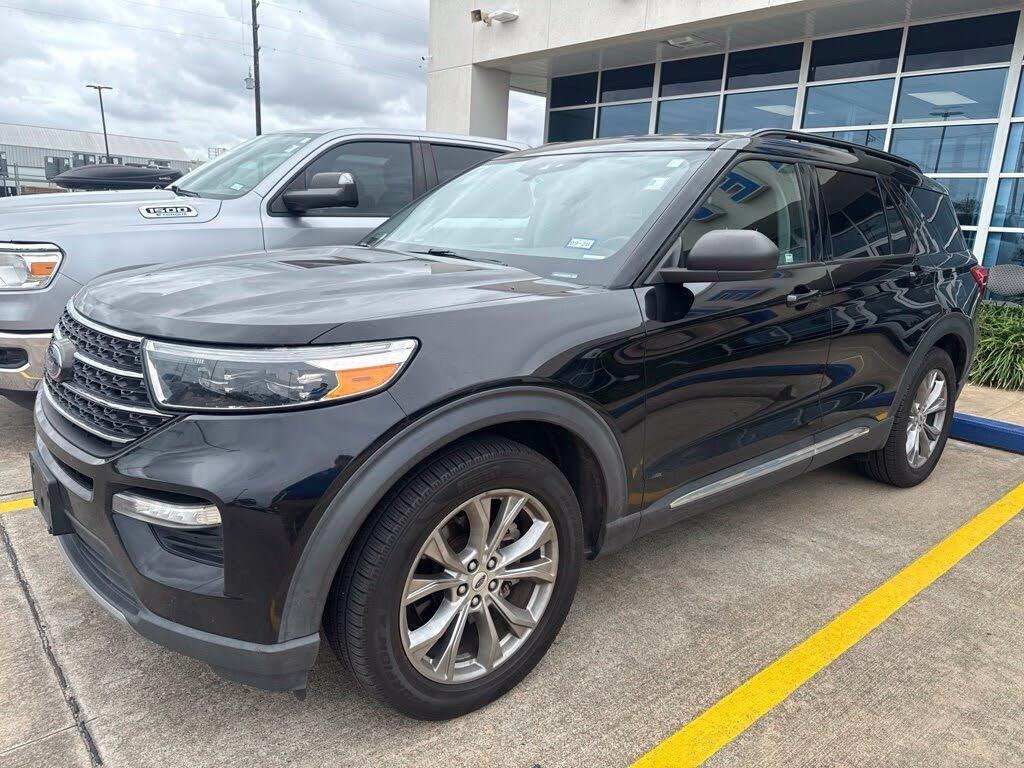 2022 Ford Explorer