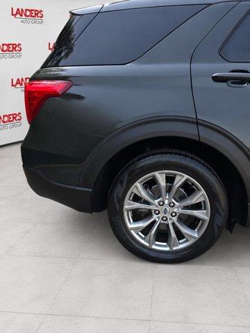 2023 Ford Explorer - $30,490
