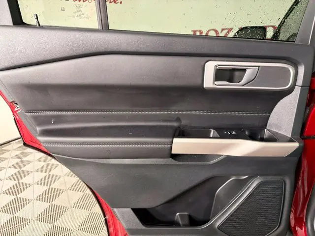 2023 Ford Explorer - $28,500