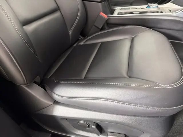 2023 Ford Explorer - $28,500
