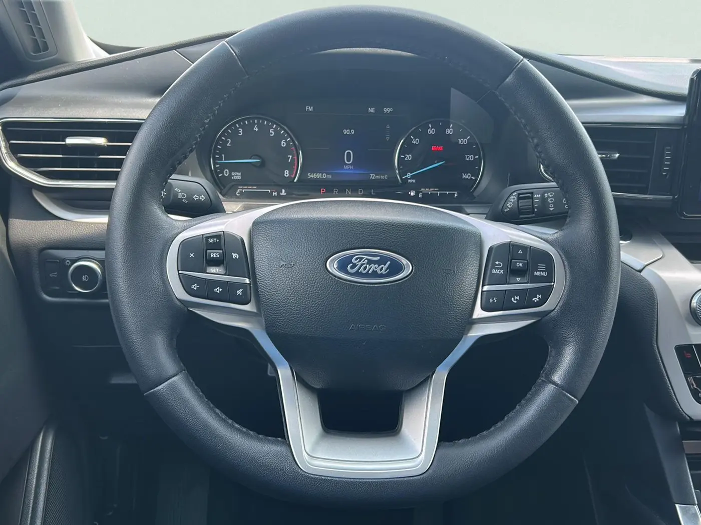 2023 Ford Explorer - $24,125