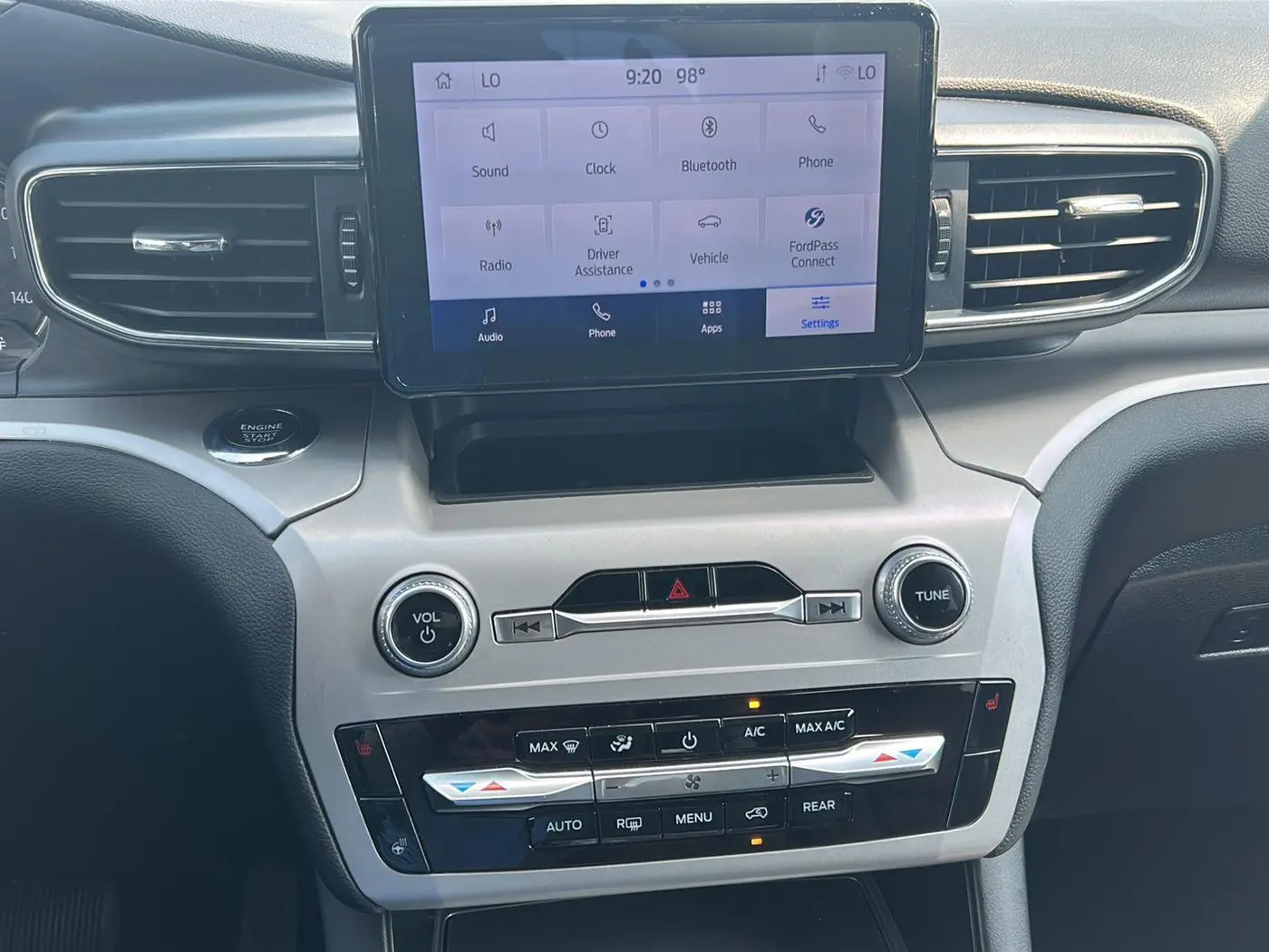 2023 Ford Explorer - $24,125