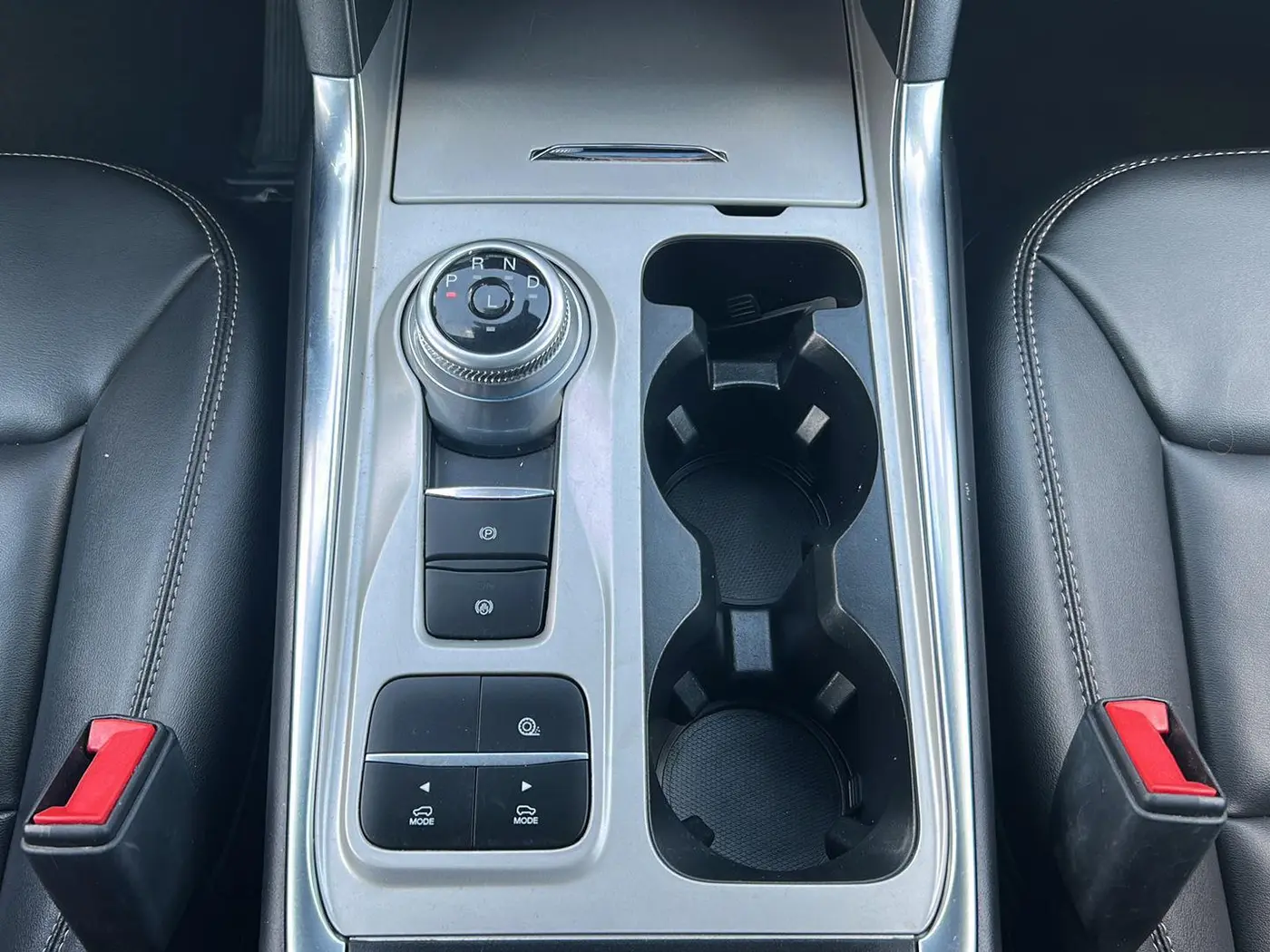 2023 Ford Explorer - $24,125