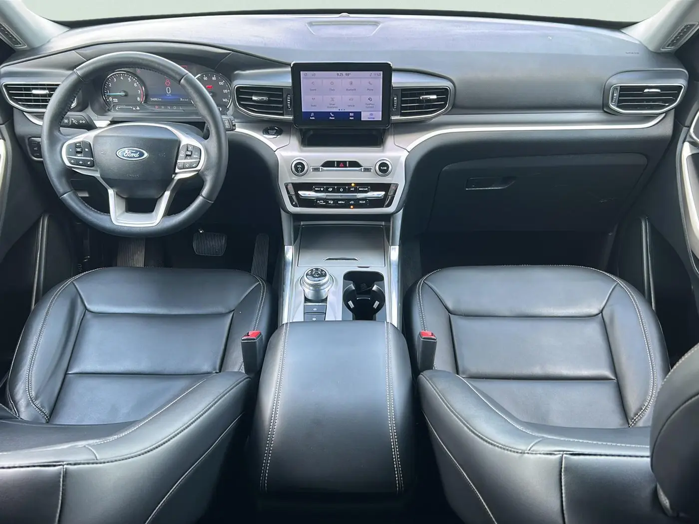 2023 Ford Explorer - $24,125