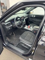 2020 Explorer Thumbnail 5