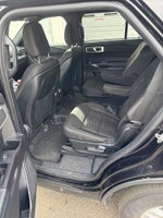 2020 Explorer Thumbnail 9