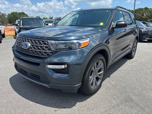 2022 Ford Explorer - $22,622