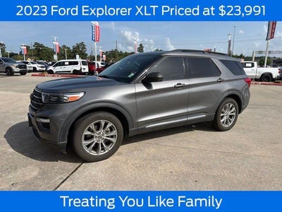 2023 Ford Explorer XLT 4DR SUV