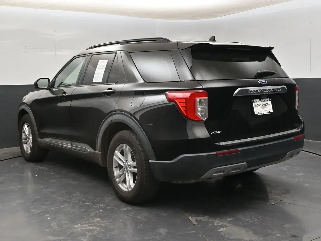 2023 Ford Explorer - $29,198
