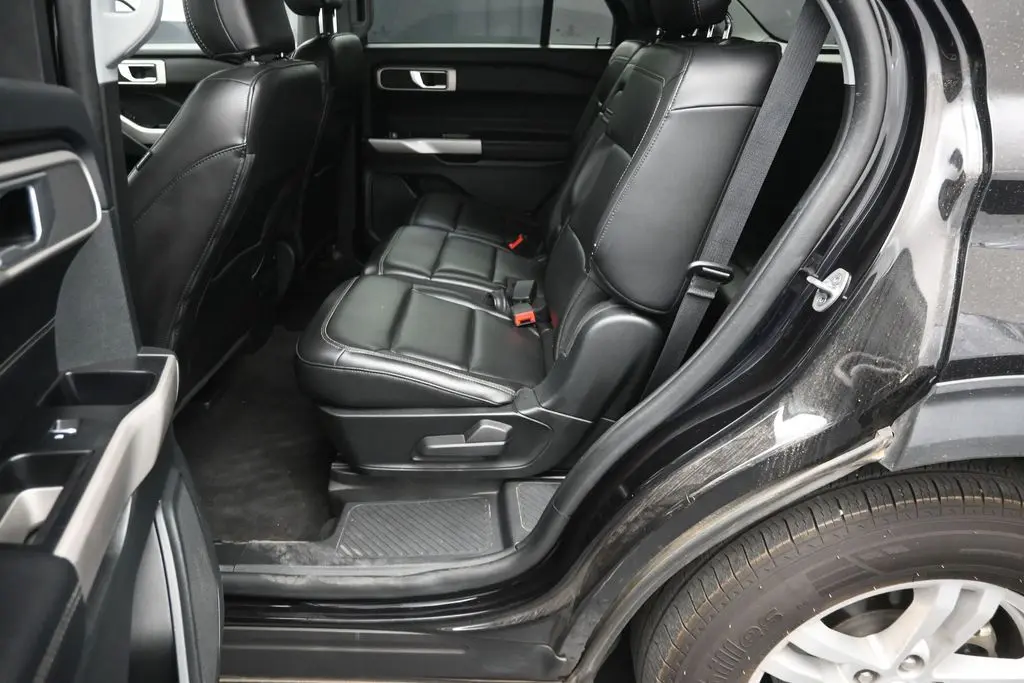 2023 Ford Explorer - $29,198