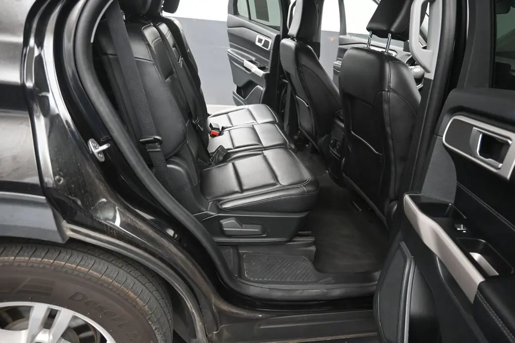 2023 Ford Explorer - $29,198