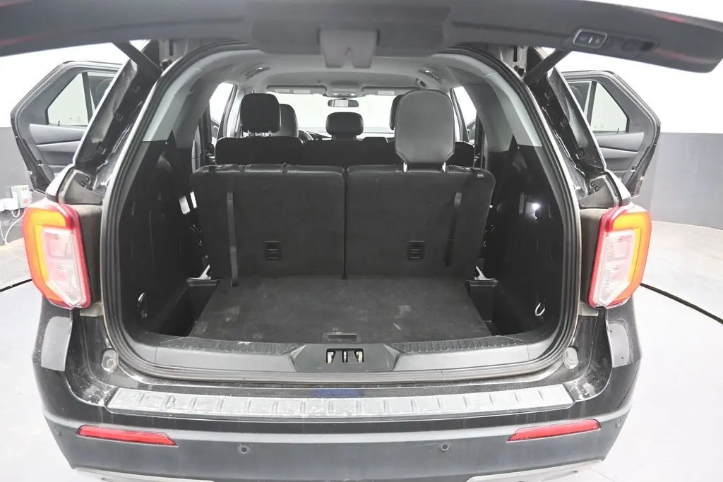 2023 Ford Explorer - $29,198