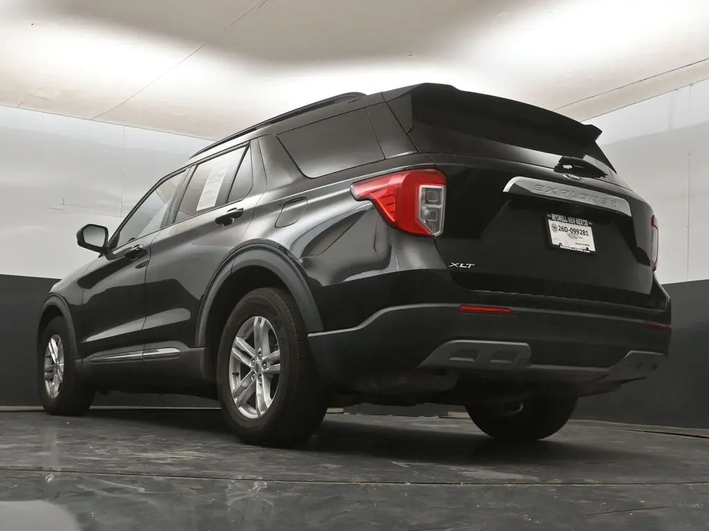 2023 Ford Explorer - $29,198