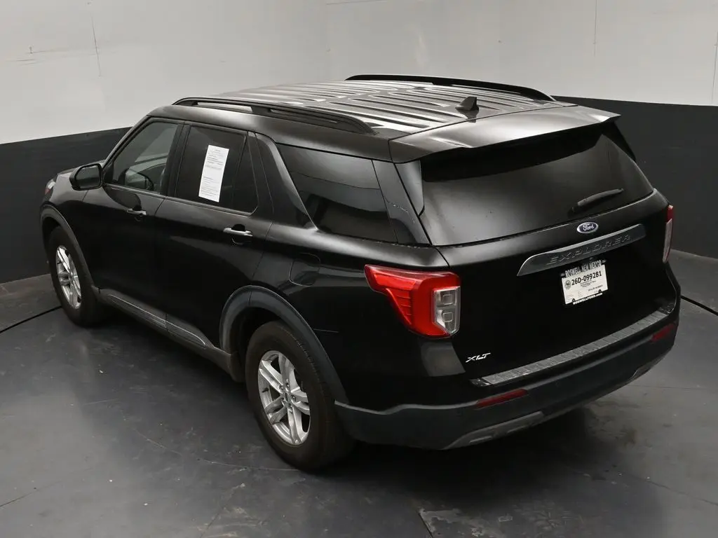 2023 Ford Explorer - $29,198
