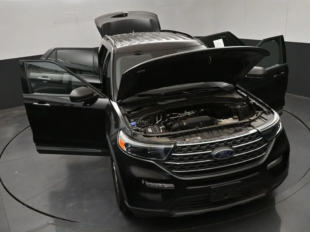 2023 Ford Explorer - $29,198