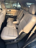 2022 Explorer Thumbnail 5