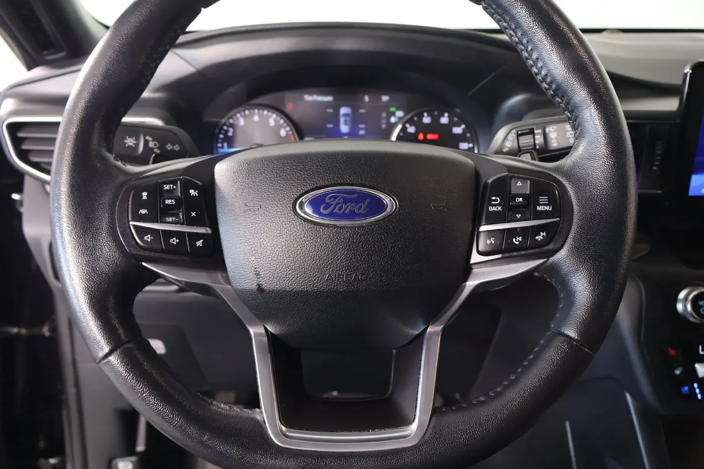 2020 Ford Explorer - $17,117