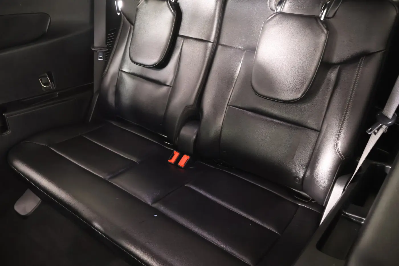 2020 Ford Explorer - $17,117